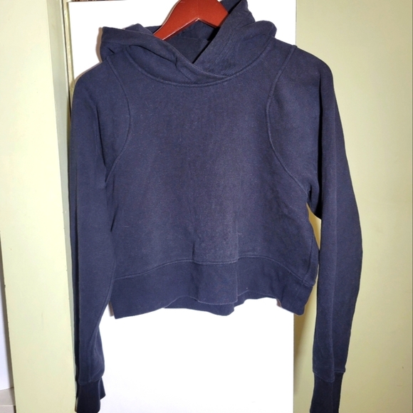 ❤️ 3 for $35 Lululemon cropped hoodie black small - Picture 1 of 3